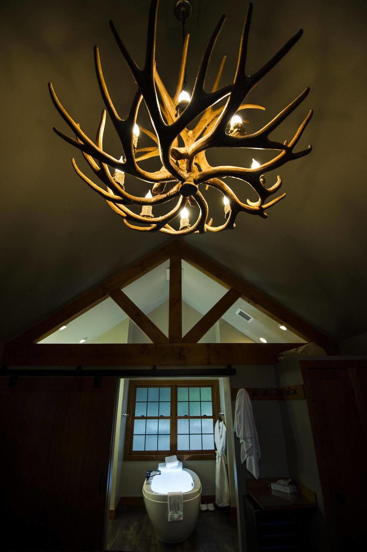Heather Mountain Lodge Rogers Pass 외부 사진